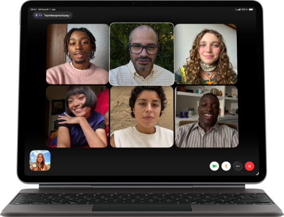 iPad Air, befestigt am Magic Keyboard, Schwarz, Gruppen FaceTime Anruf auf dem Display